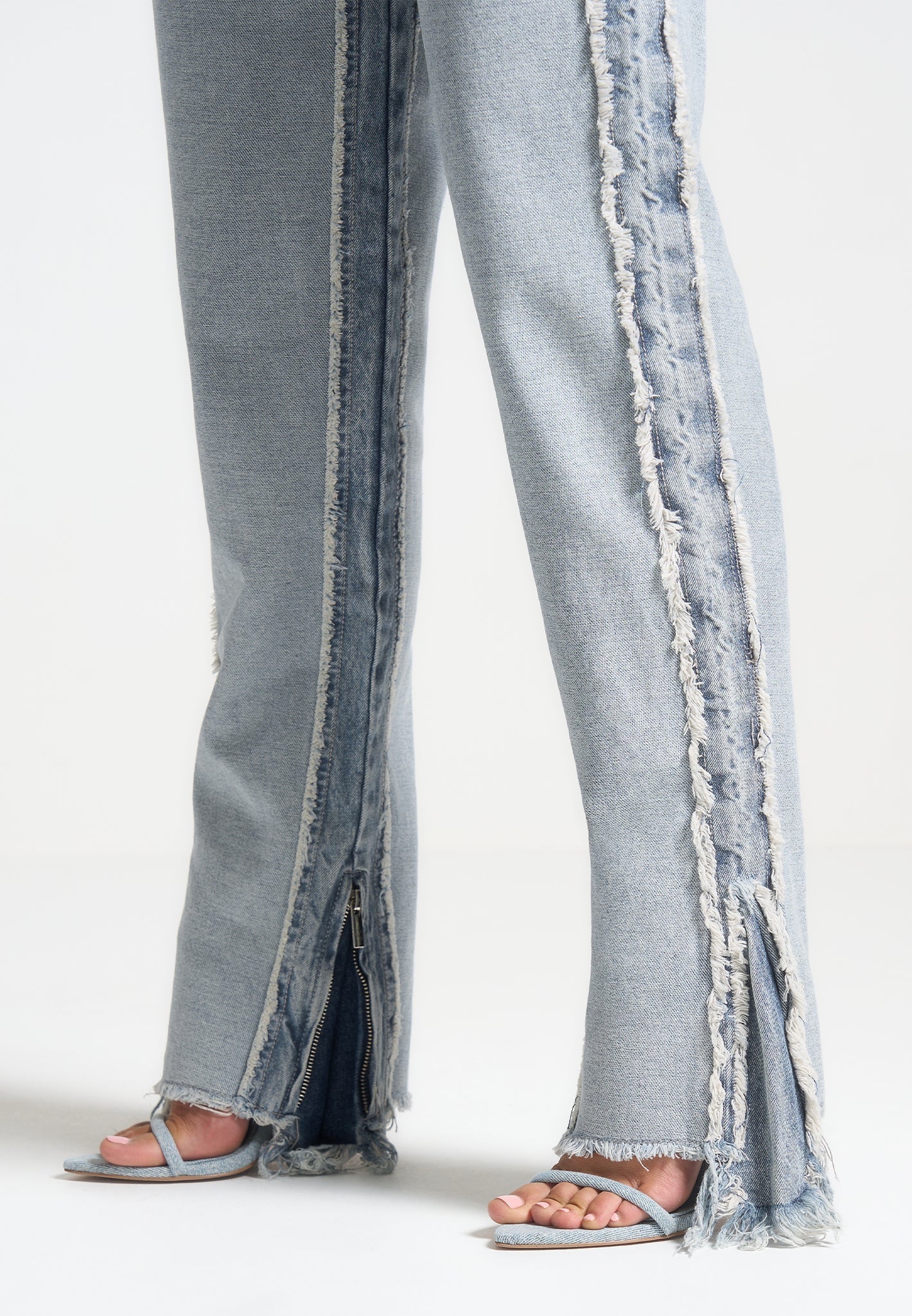 Distressed Mom Jeans - Mid Blue