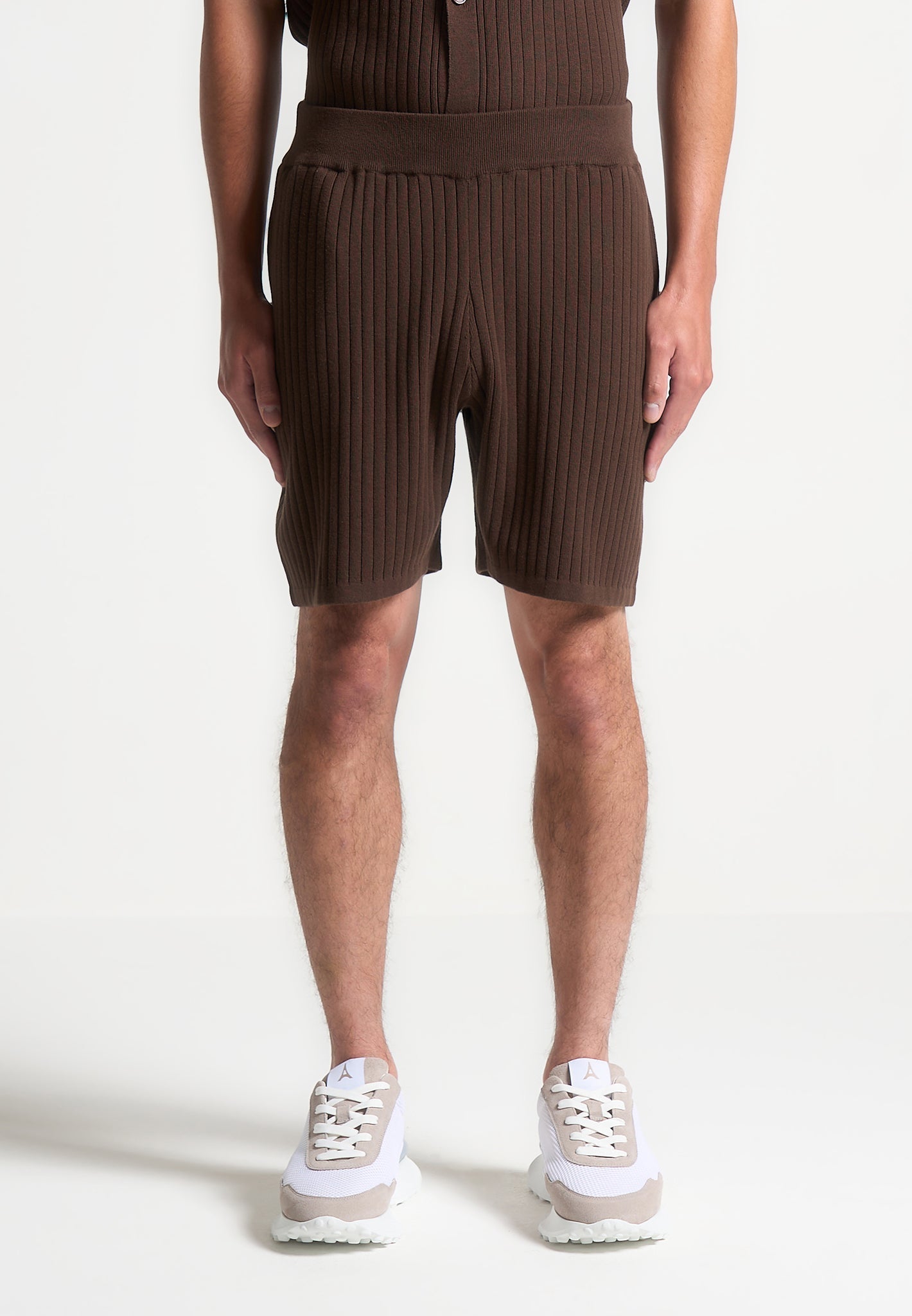 Ribbed Knit Shorts - Brown